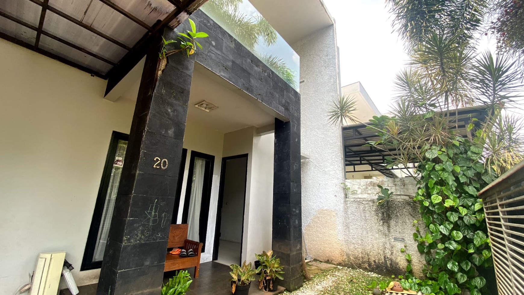 Lebak bulus villa cinere mas view balkon cantik