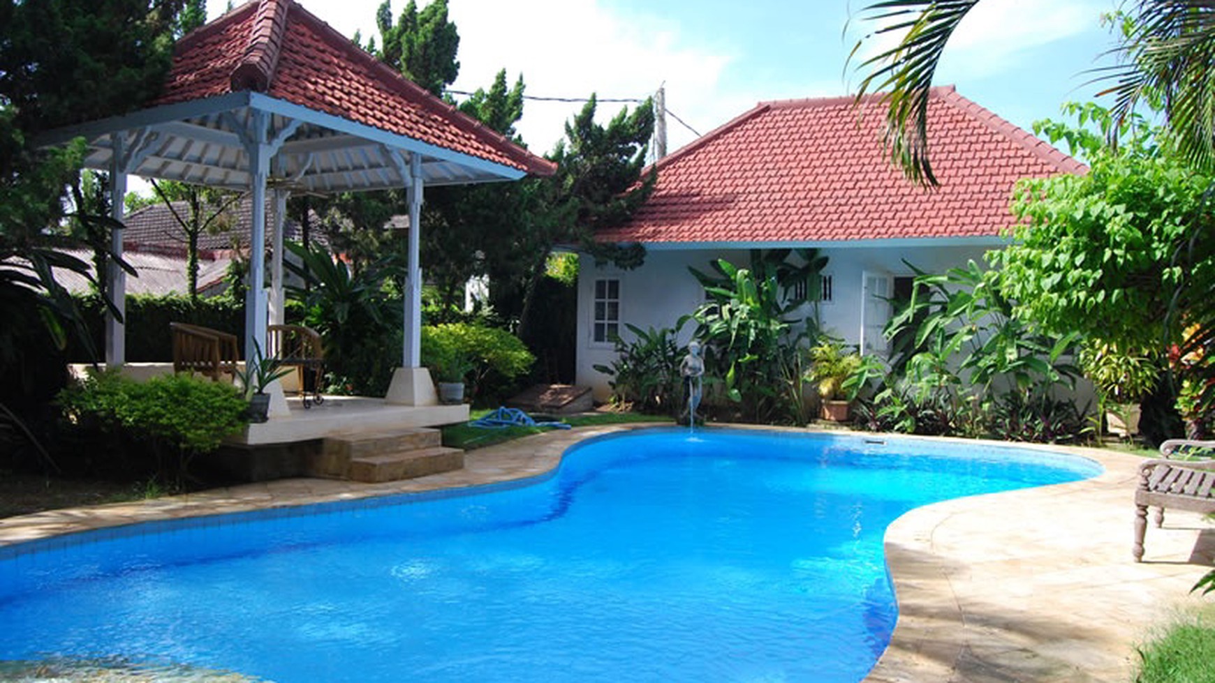 Rumah Mewah dengan Private Swimming Pool di Bali