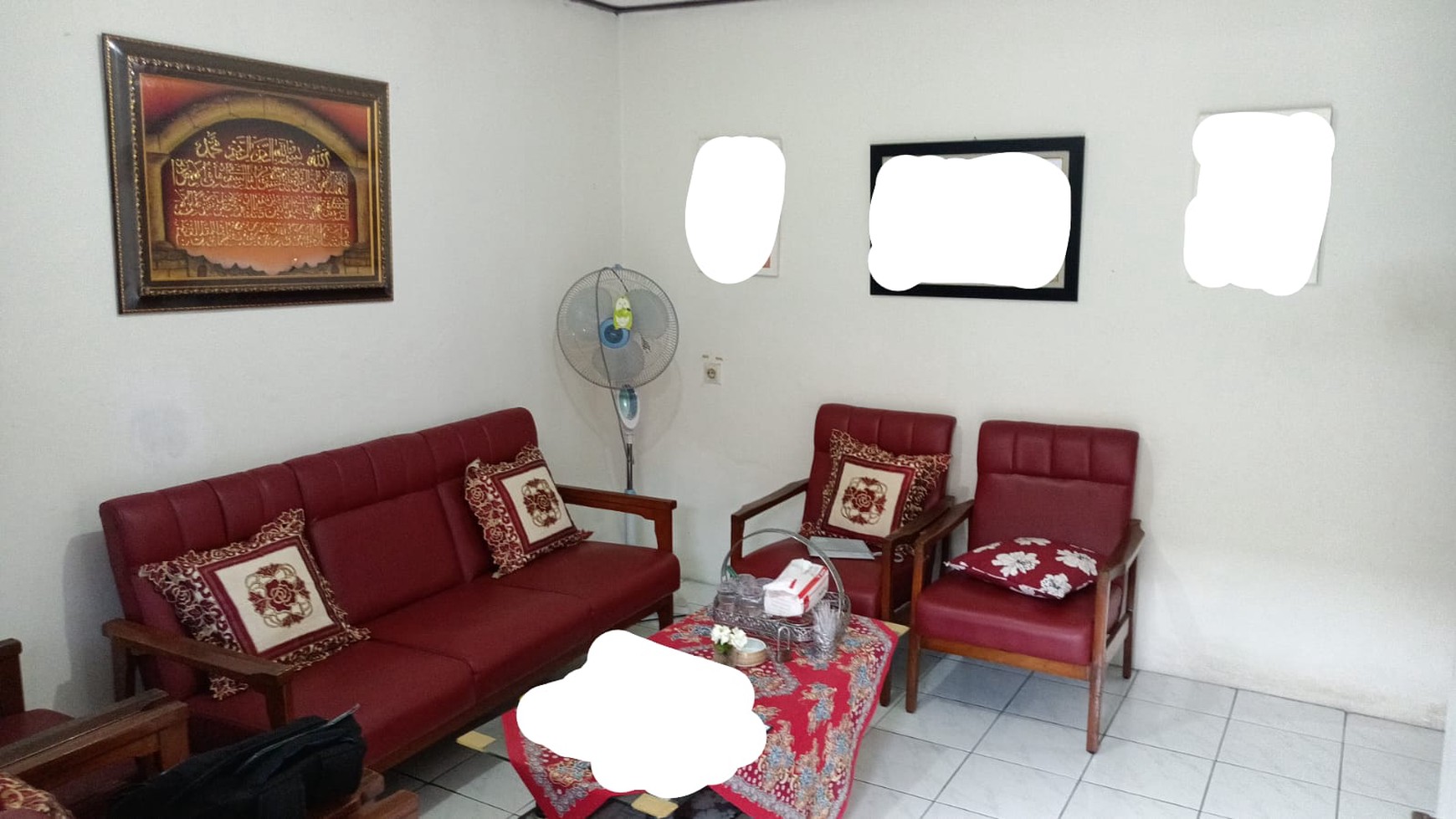 Rumah Cantik Saturnus Selatan Strategis