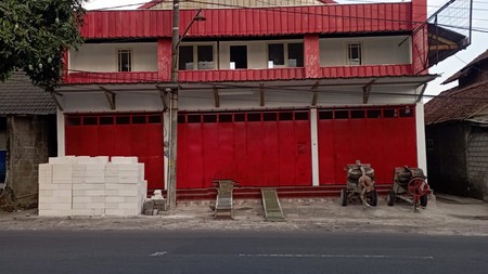 Disewakan Ruko 2 Lantai Lokasi Strategis Di Jalan Raya Tajem 