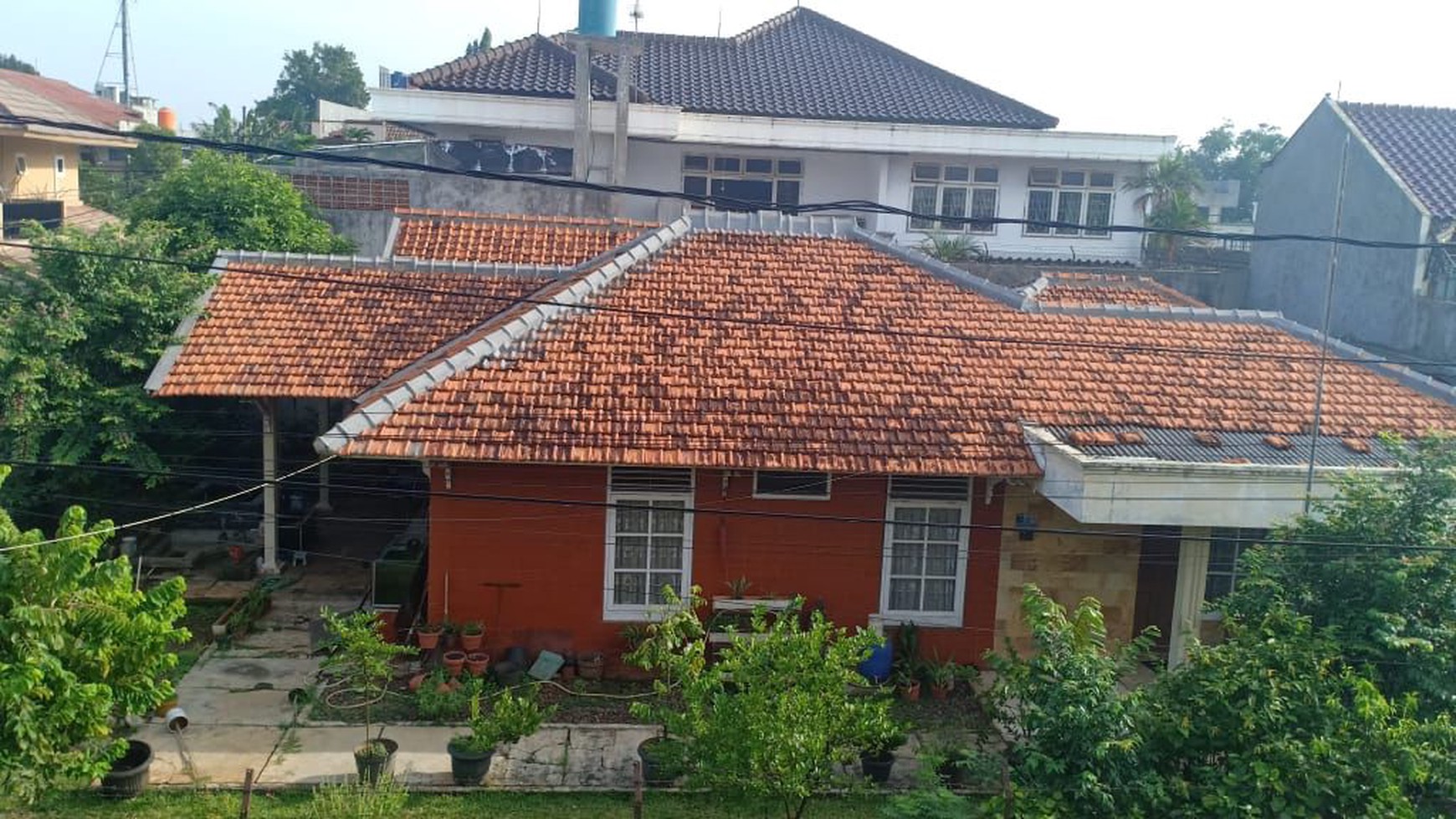 Rumah Lokasi Strategis dan Kawasan Ramai di Petukangan Selatan