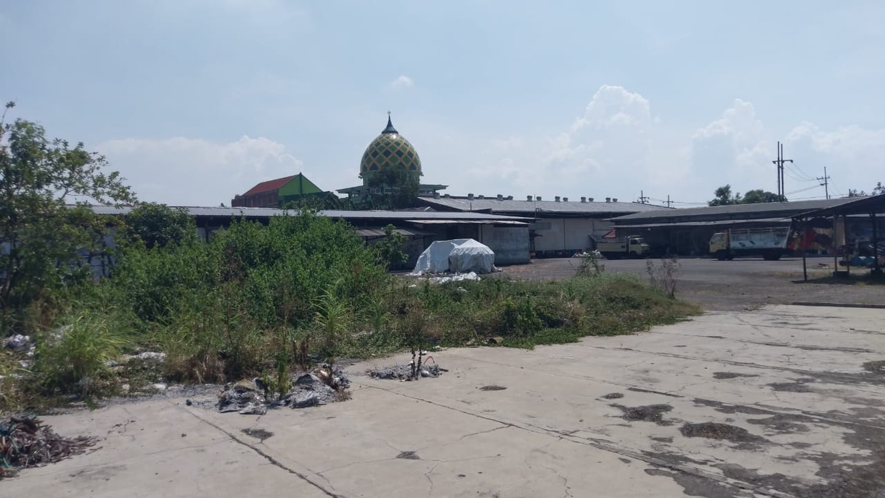 Gudang ex Pabrik Pusat Kota Sidoarjo, Dekat Pintu Tol