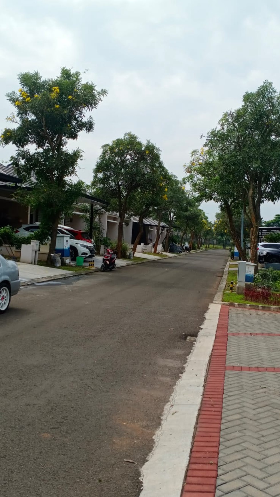 SUVARNA CLUSTER BIANCA DIJUAL RUMAH CANTIK