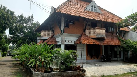 Dijual Rumah Lokasi Strategis dengan Kondisi Apa Adanya @Ciputat Timur