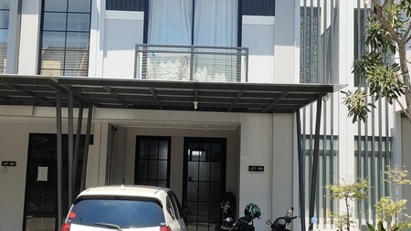 Dijual Rumah di  Grand Pakuwon Cluster Gladstone