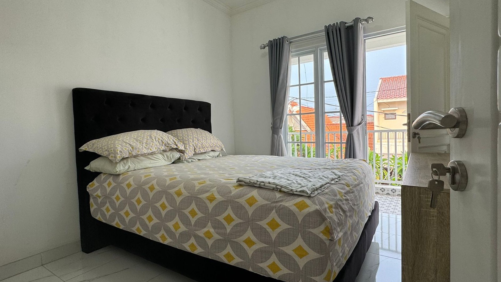 Cinere megapolitan 4kamar full furnished 5 menit ke tol desari