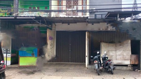 Ruko Lokasi Strategis Pinggir Jalan Raya dekat Fasilitas Bintaro Jaya