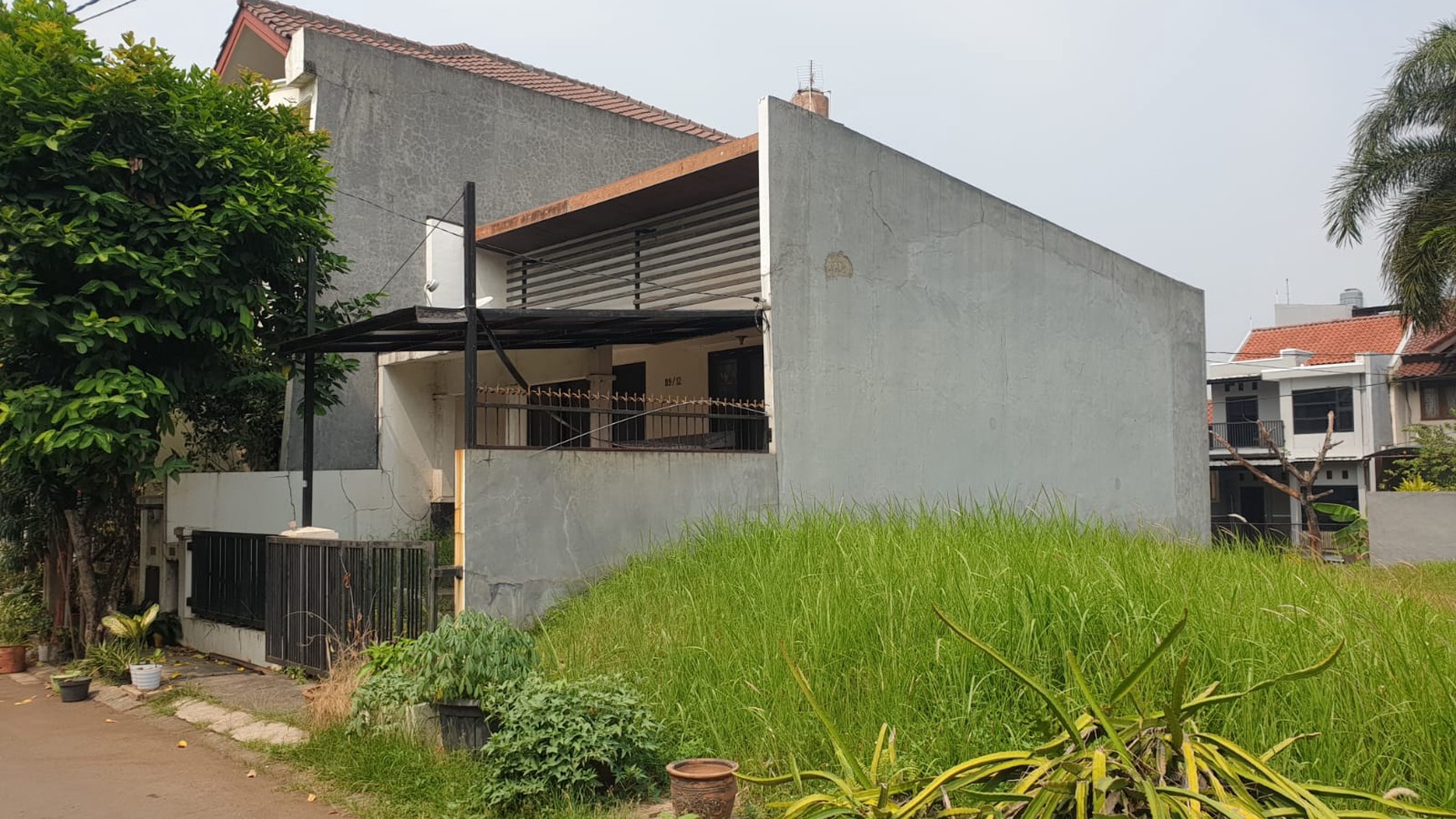 Rumah Minimalis Lokasi Dekat Mall dan Gate Tol Citra Grand Cibubur