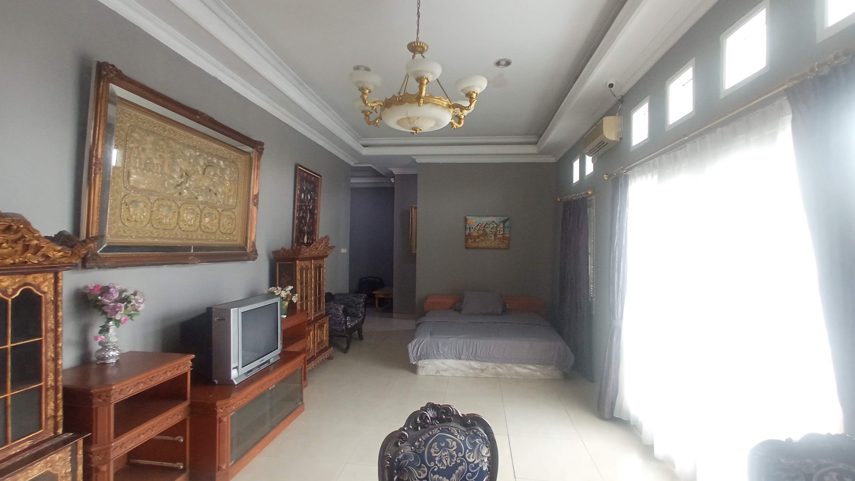 Dijual Kavling Dan Bangunan Villa, PKP Ciracas, Jakarta Timur