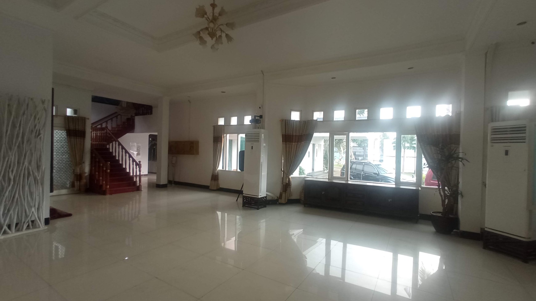 Dijual Kavling Dan Bangunan Villa, PKP Ciracas, Jakarta Timur