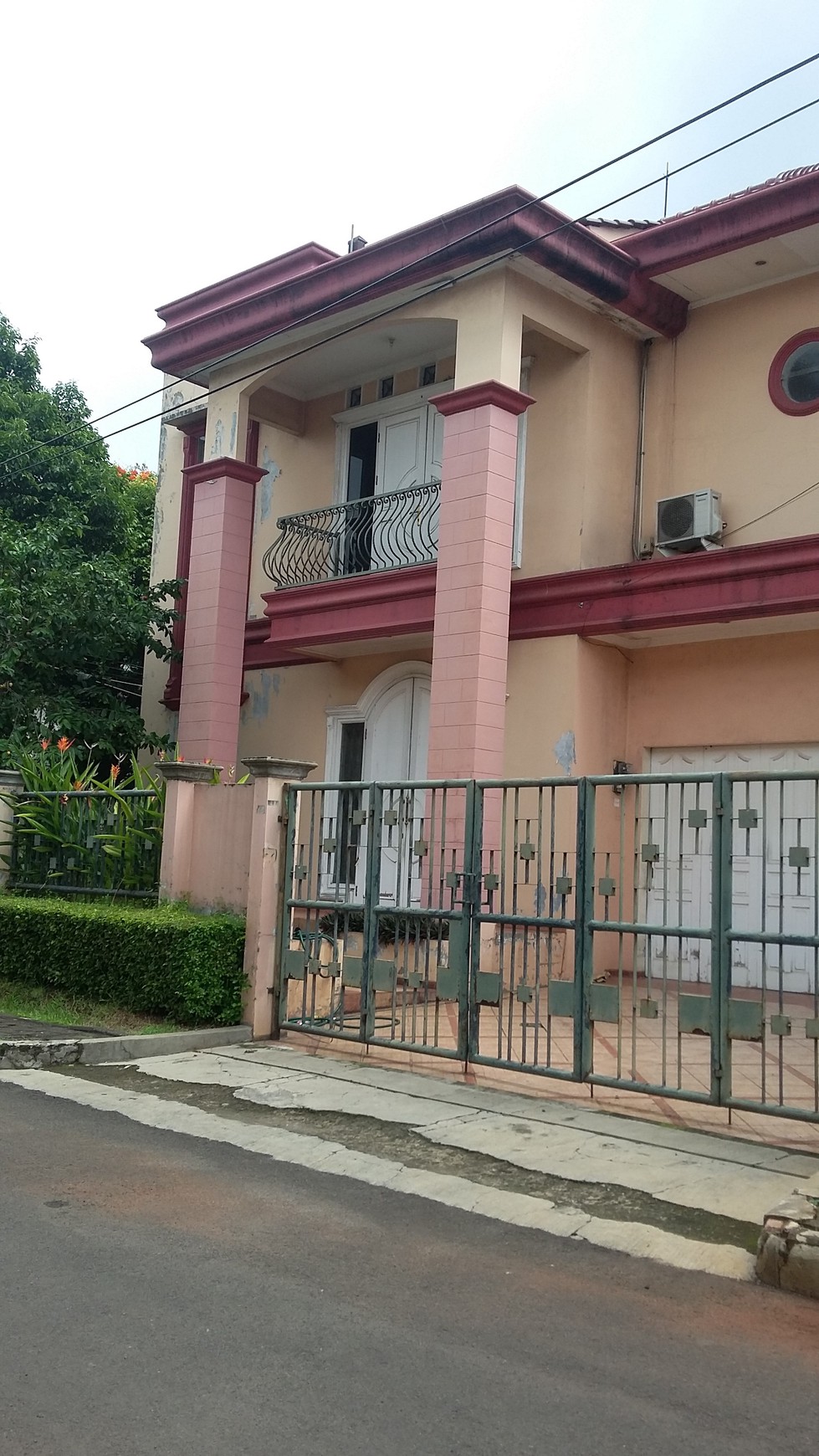 Rumah di sektor 6 Bintaro Jaya