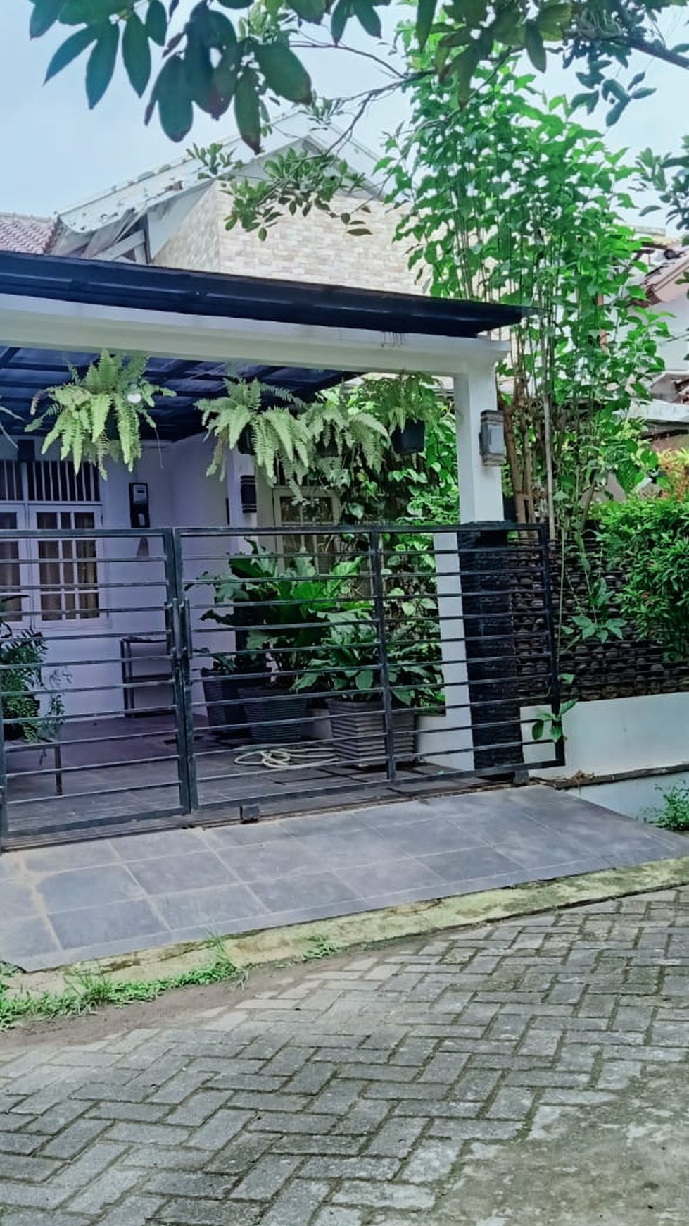 Rumah minimalis, rumah cantik di bintaro jaya.