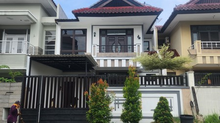 Rumah Villa Bukit Mas Surabaya - Lantai MARMER + SEMI Furnished Dekat Akses Tol Satelit, Ciputra World Mall