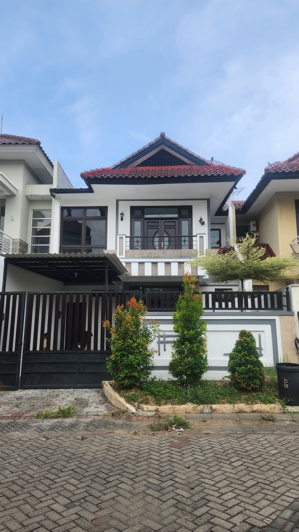 TerMURAH Rumah Villa Bukit Mas Lantai MARMER + FURNISH - Dekat Akses Tol, Row Jalan LUAS