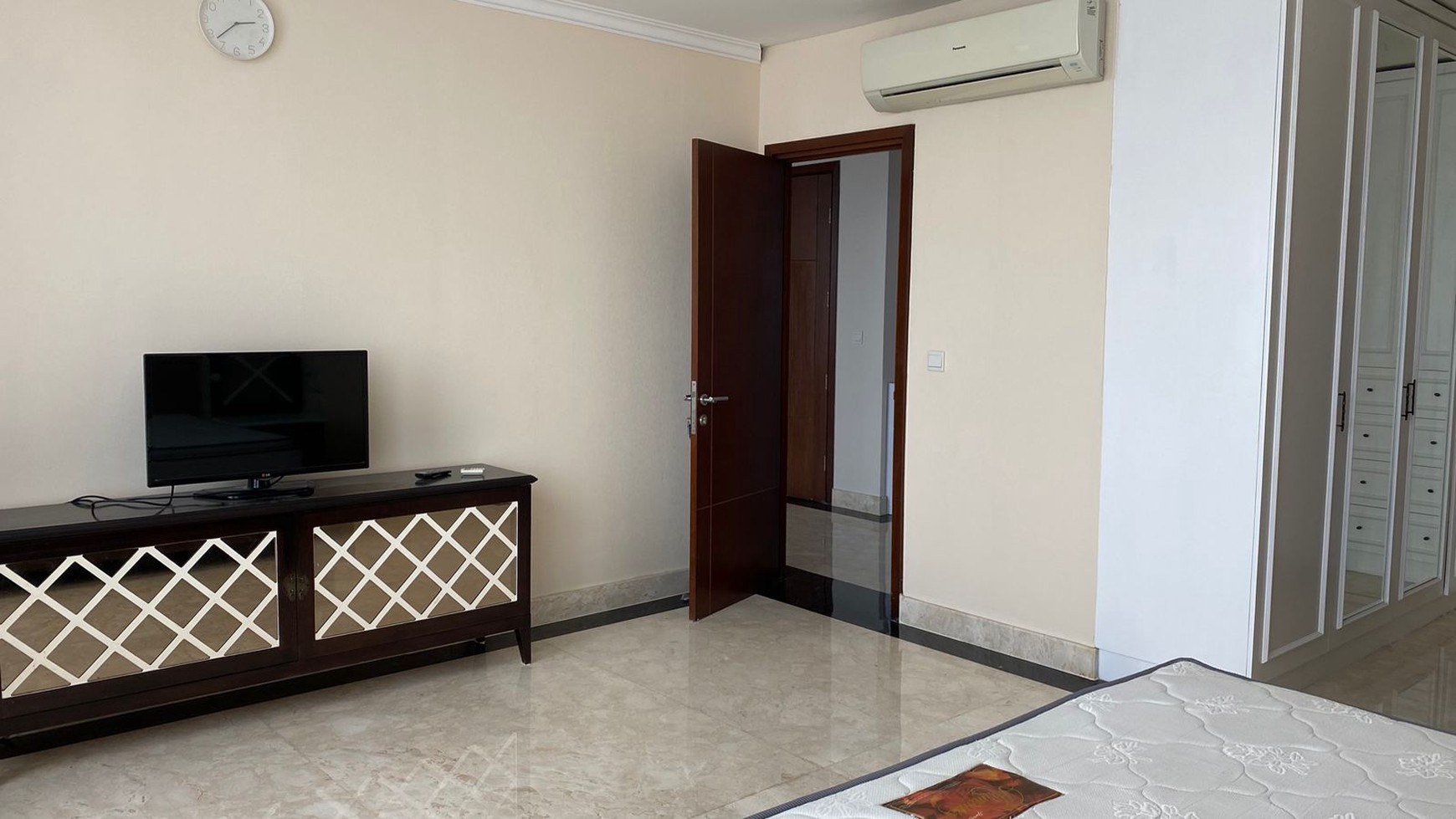 UNIT APARTEMENT DI  DENPASAR RESIDENT KINTAMANI TOWER UNIT 39AA, FULL FURNISHED DI  JAKARTA SELATAN, DEKAT  DENGAN PUSAT  PERBELAJAAN  DAN  PERKANTORAN RASUNA SAID DAN  KUNINGAN