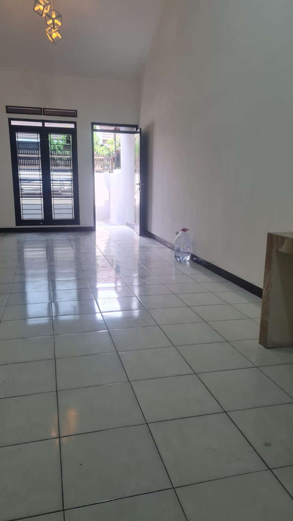 Rumah Minimalis Murah di Taman Holis Indah