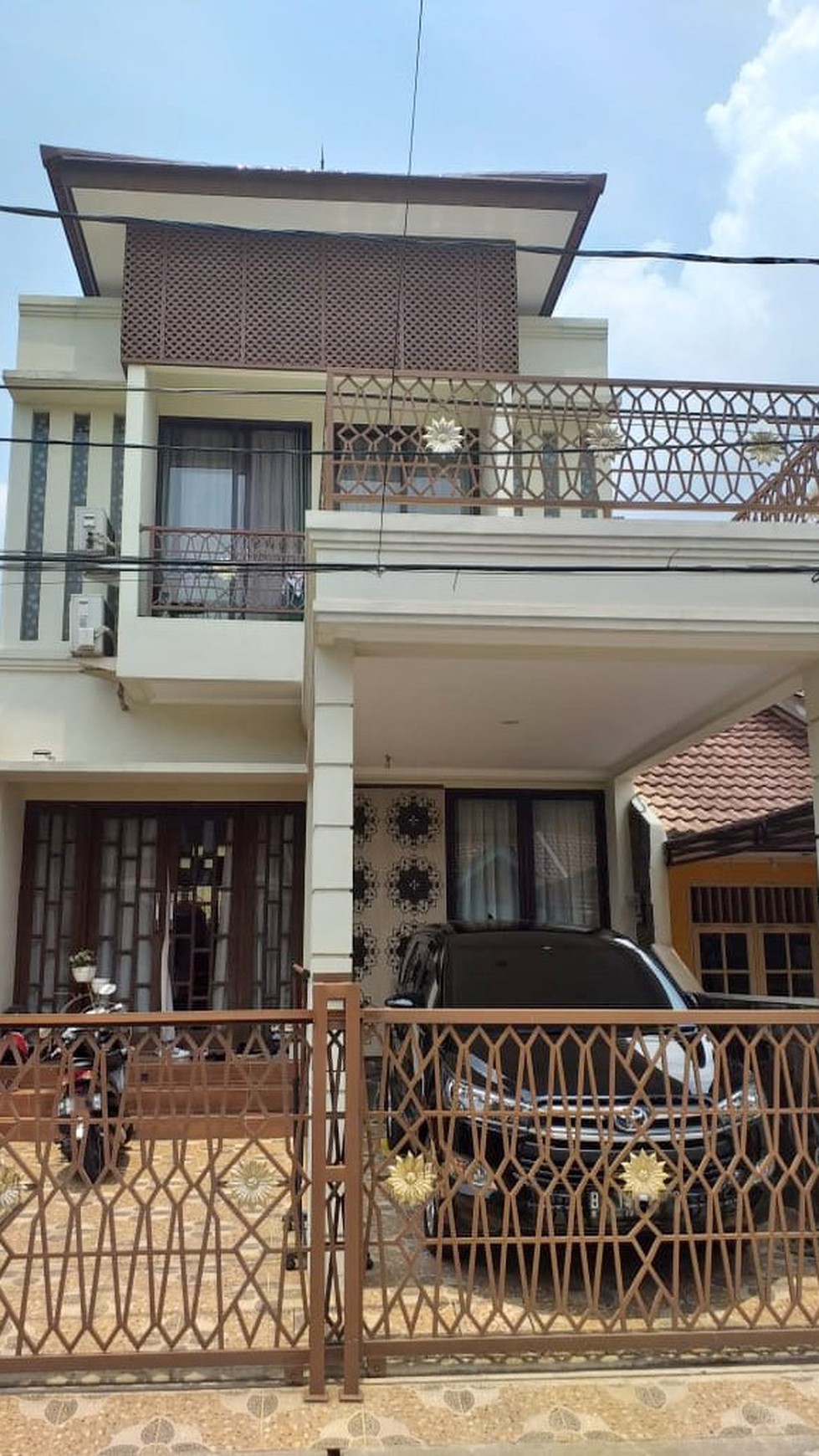 Dijual Rumah Bagus di Taman Royal, Cipondoh Tangerang