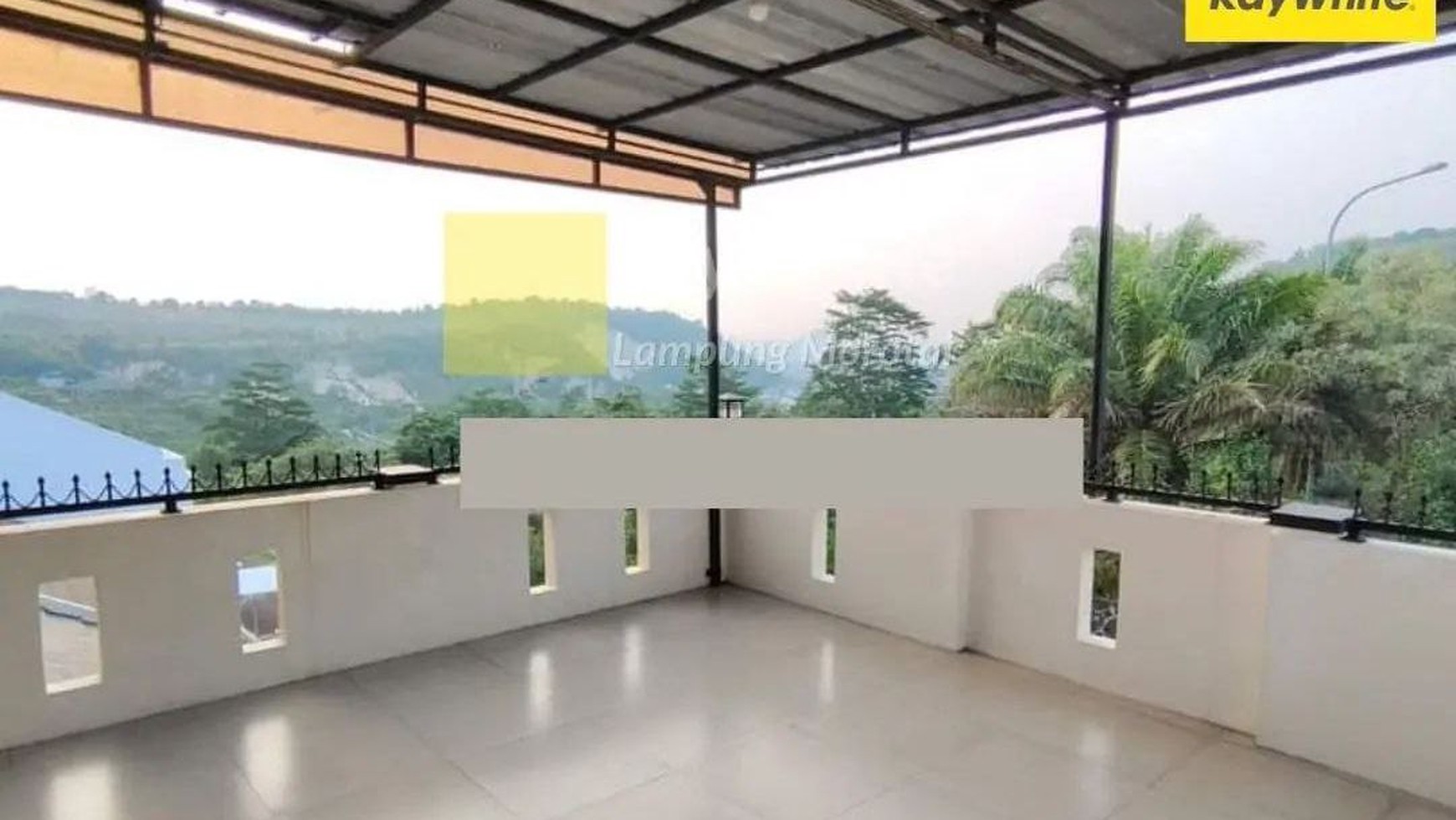 Dijual Rumah 3 Lantai di Tanjung Karang Timur, Bandar Lampung