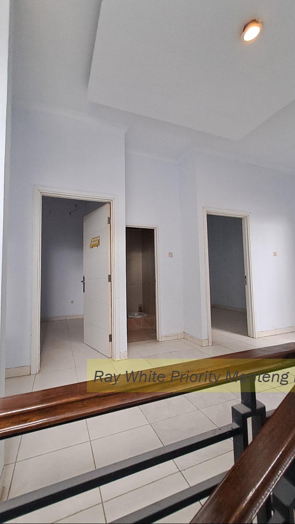 Jual Cepat Rumah Modern Minimalis 2 Lantai, Binong Raya, Curug, Karawaci 