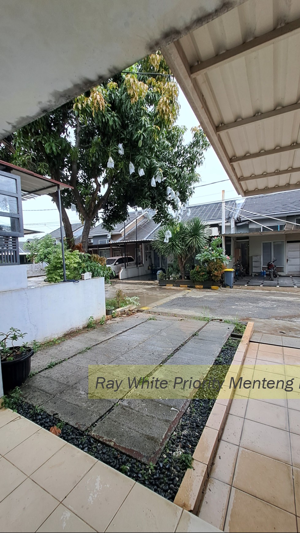 Jual Cepat Rumah Modern Minimalis 2 Lantai, Binong Raya, Curug, Karawaci 