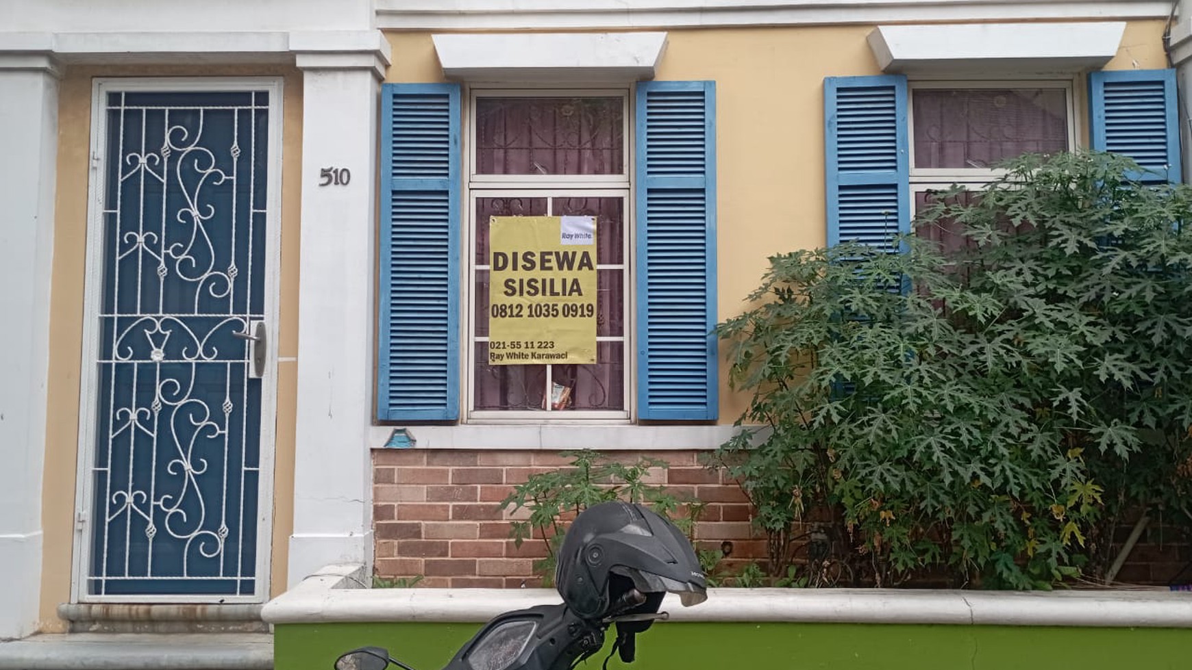 Disewakan townhouse murah di Taman Ayu Lippo Karawaci