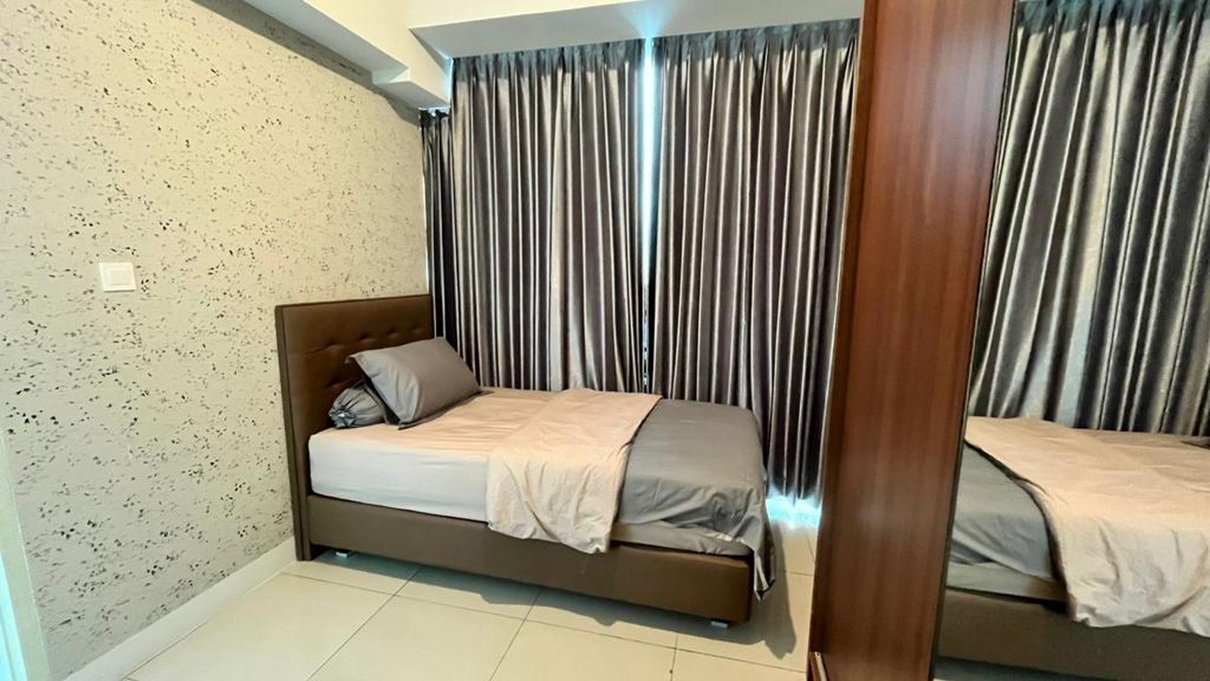 JUAL/SEWA, 2 UNIT HUNIAN TYPE 1 BED-ROOM @ APARTEMEN TREEPARK SERPONG, FULL FURNISHED