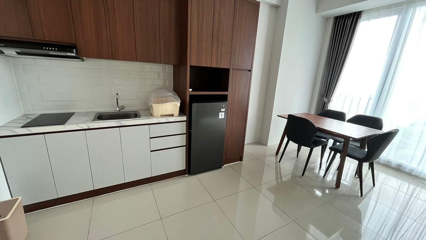 JUAL/SEWA, 2 UNIT HUNIAN TYPE 1 BED-ROOM @ APARTEMEN TREEPARK SERPONG, FULL FURNISHED