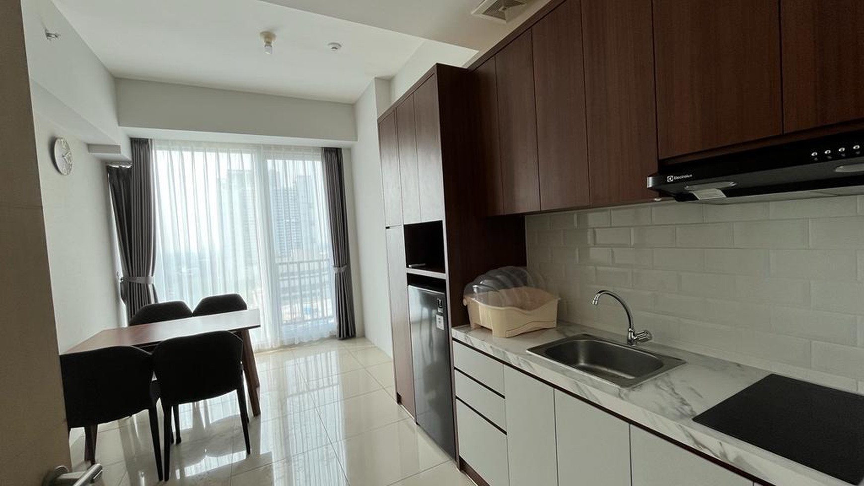 JUAL/SEWA, 2 UNIT HUNIAN TYPE 1 BED-ROOM @ APARTEMEN TREEPARK SERPONG, FULL FURNISHED