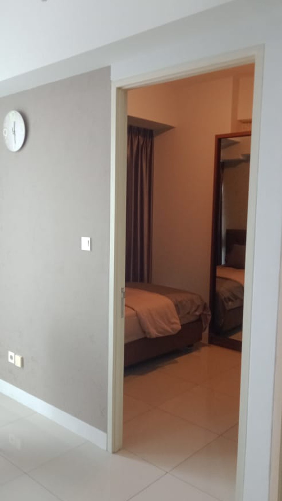 JUAL/SEWA, 2 UNIT HUNIAN TYPE 1 BED-ROOM @ APARTEMEN TREEPARK SERPONG, FULL FURNISHED