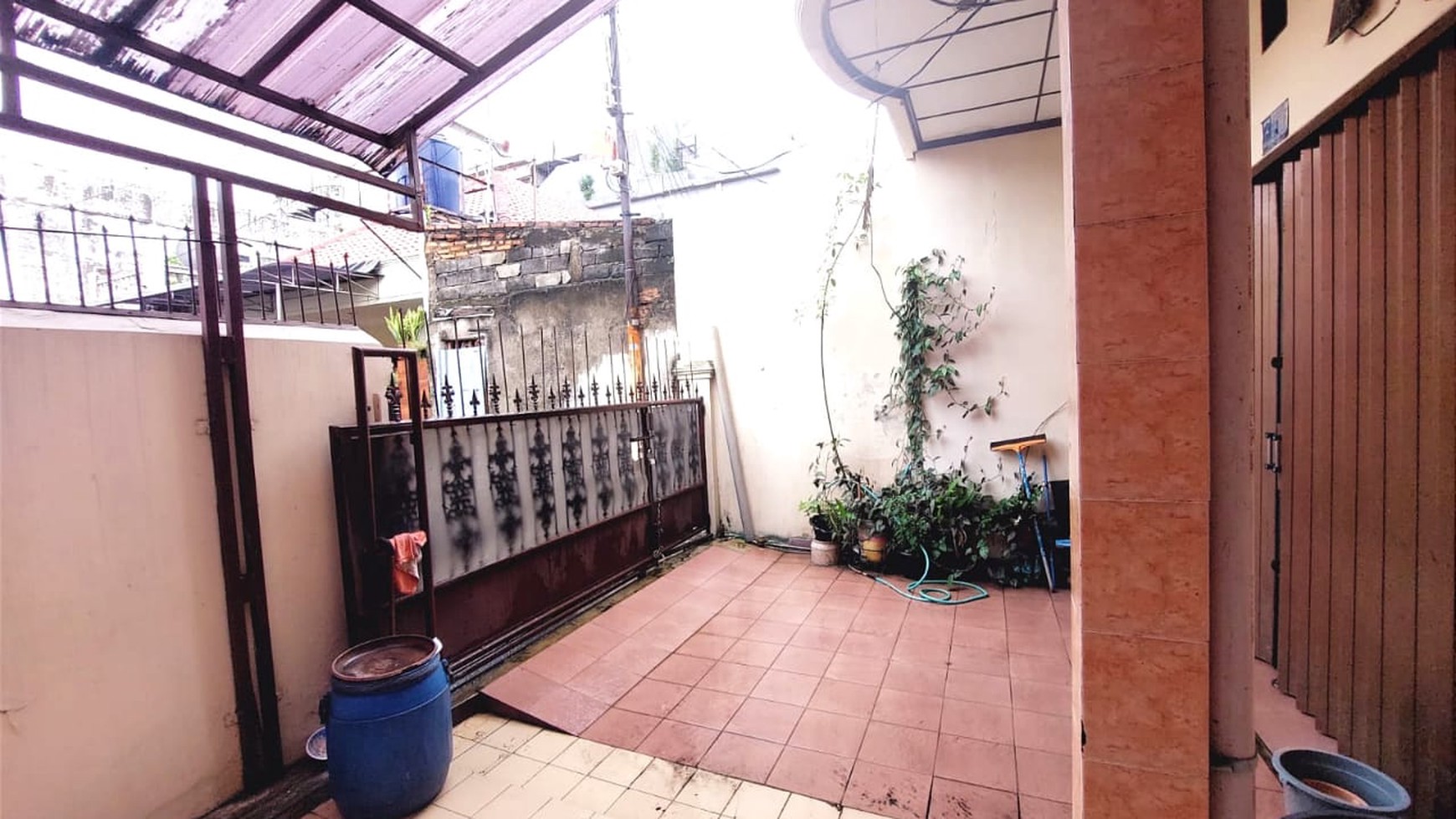 Rumah Siap Huni Lokasi Tenang Area Tebet 