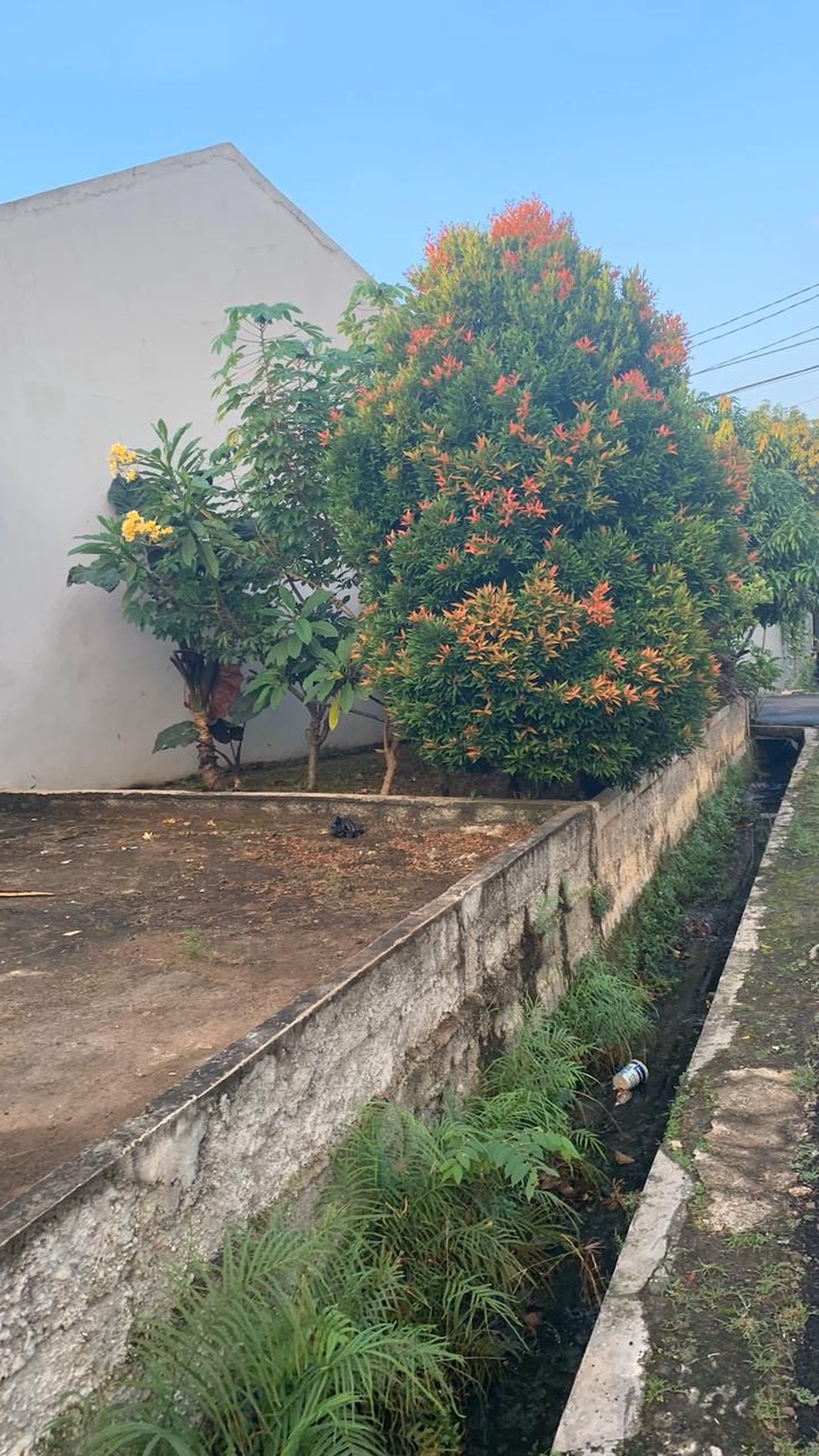 Rumah Hook di Villa Rizky Ilhami, Kelapa Dua Tangerang