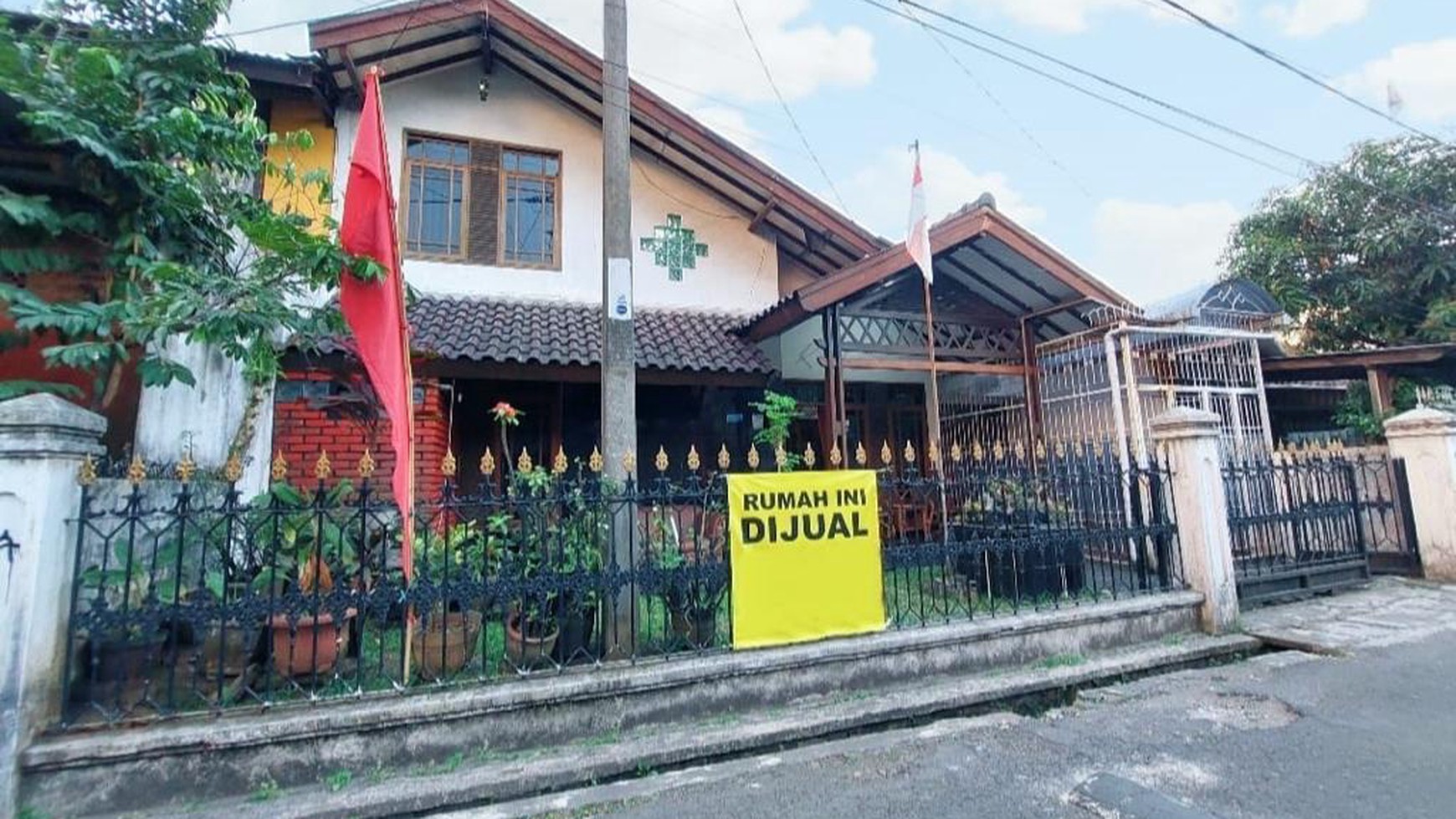 Rumah Lux Minimalis di Sayap Buah Batu, Bandung