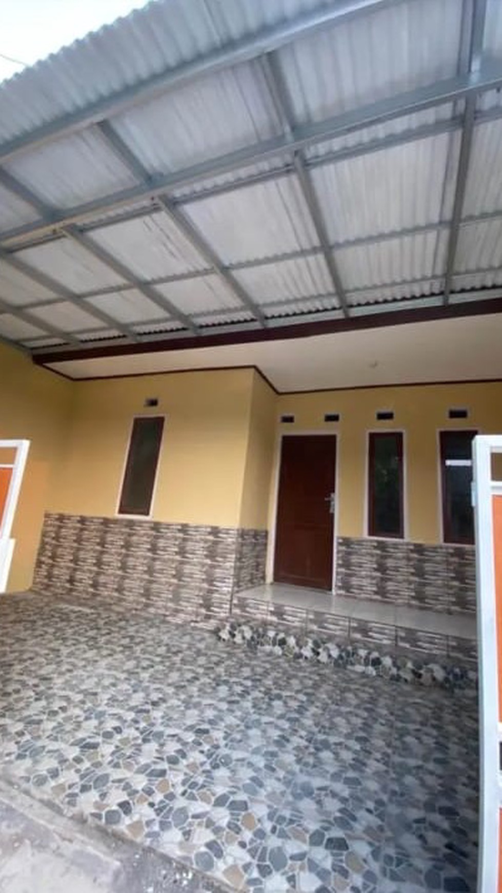 Dijual Rumah Siap Huni di taman Adiyasa Tigaraksa Tangerang