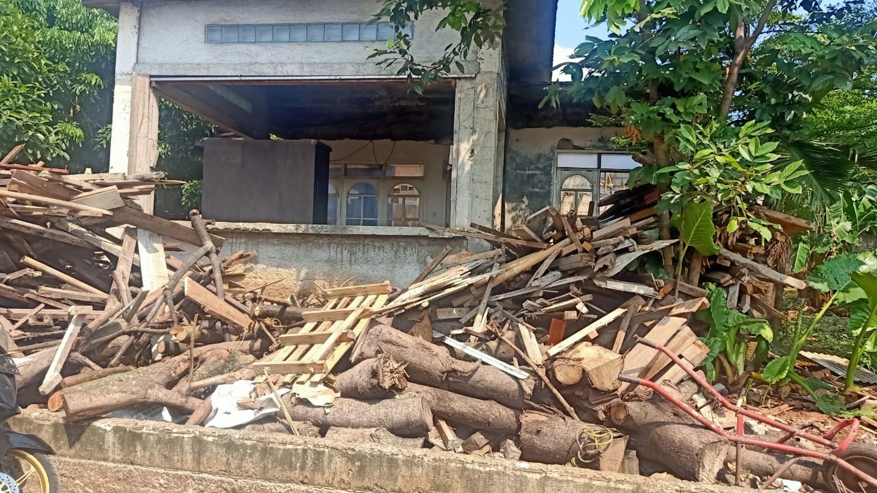 Dijual kavling Lokasi Bagus di Jombang Ciputat Dekat Bintaro