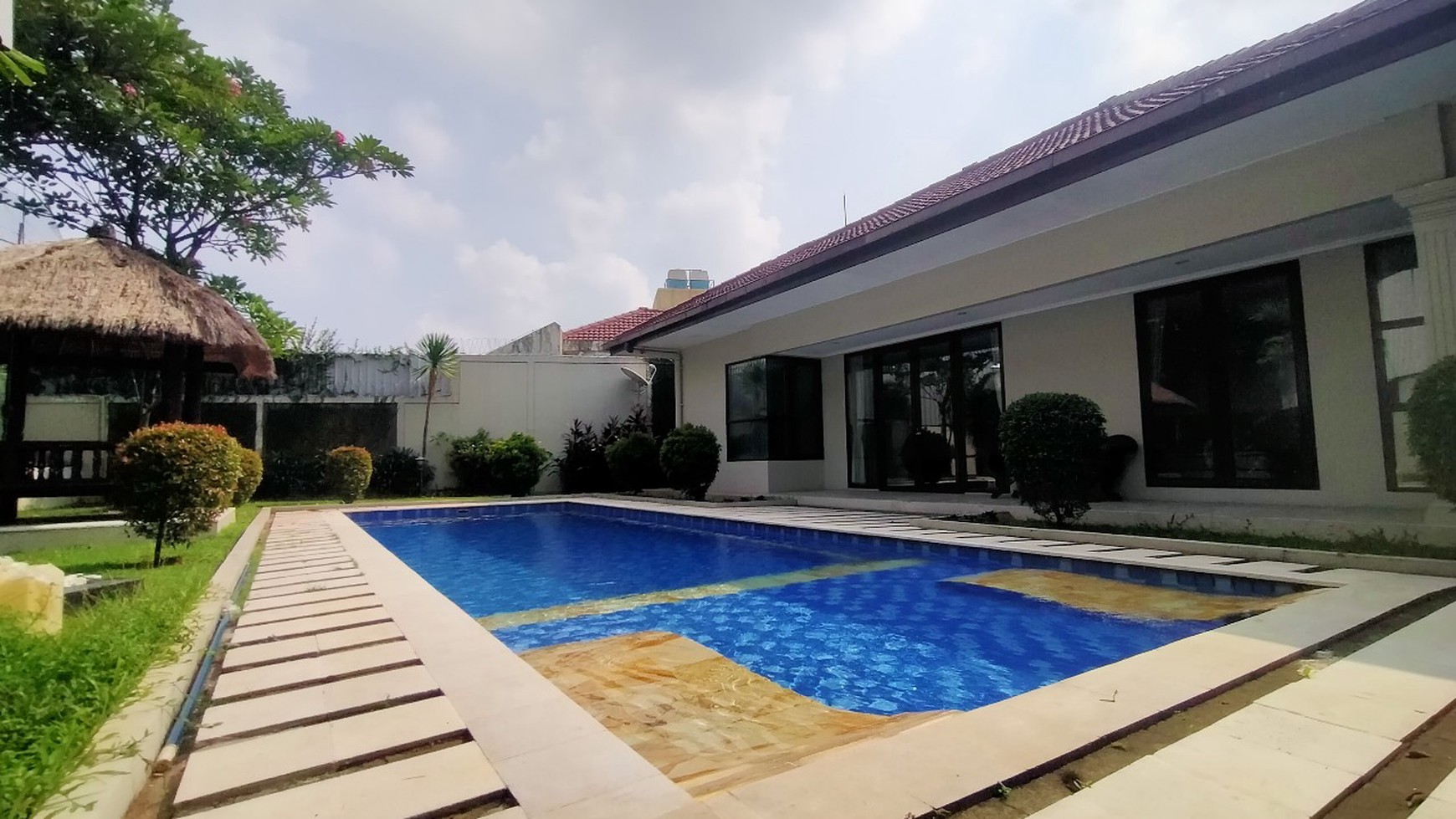 Rumah Mewah Modern Di Cipete Jakarta Selatan