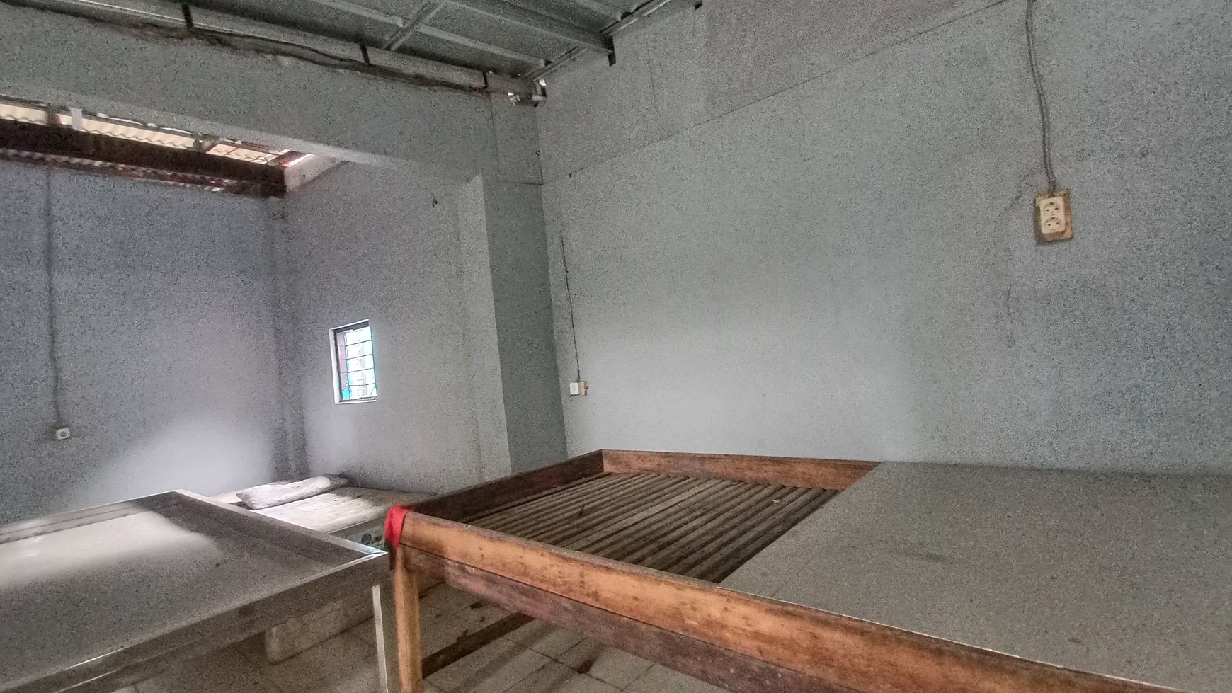 Super Murah bangunan dan tanah bekas Pabrik Tahu di Tapos Cimanggis