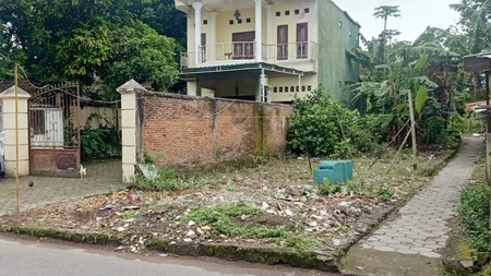 Rumah dekat Candi Sambisari - Sleman