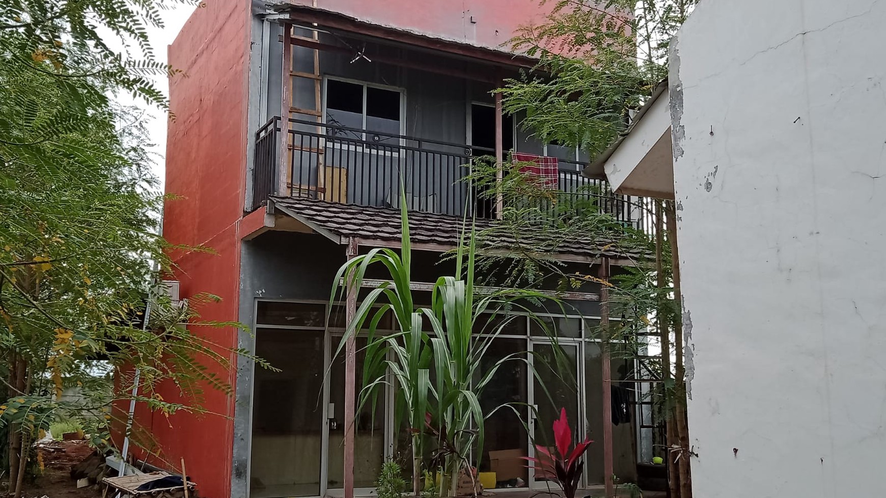 Dijual Tanah Pinggir Jalan di Jl Raya Pohon Jati, Cileles, Tigaraksa