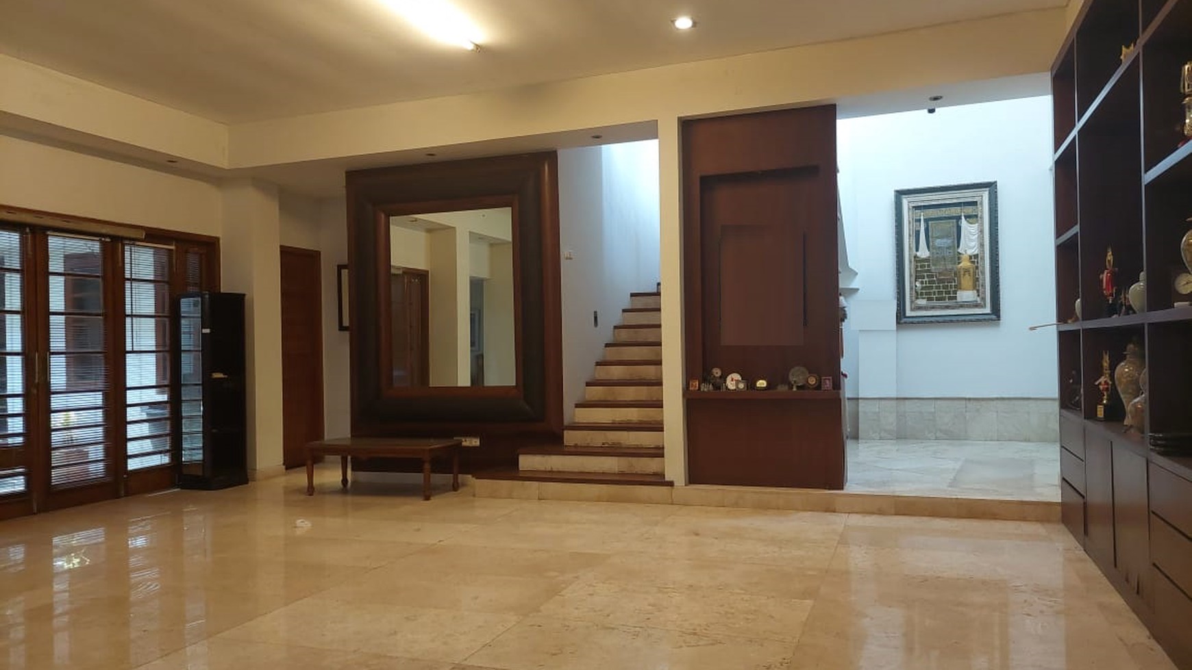 Rumah lux siap huni di bintaro