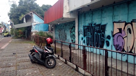 Ruang Usaha Di Area Komersil Jl Mayjend Sutoyo Yogyakarta