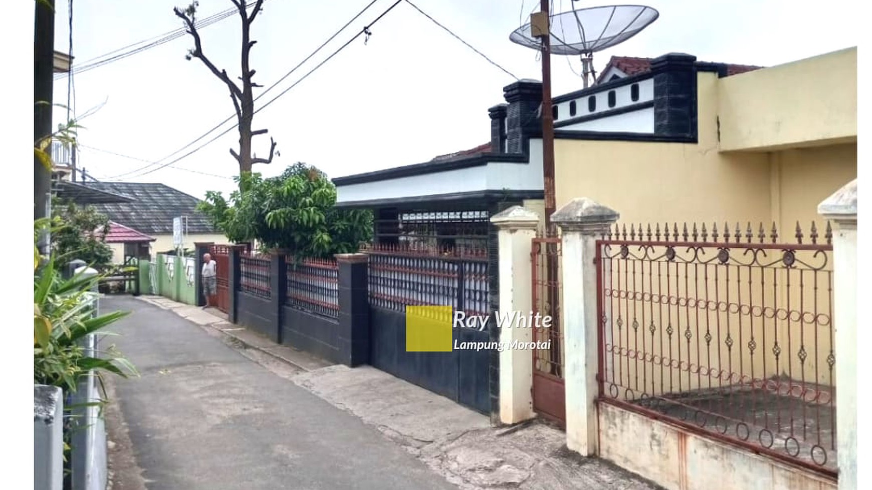 Rumah  2 Lantai Tanjung Karang Pusat Dijual Cepat