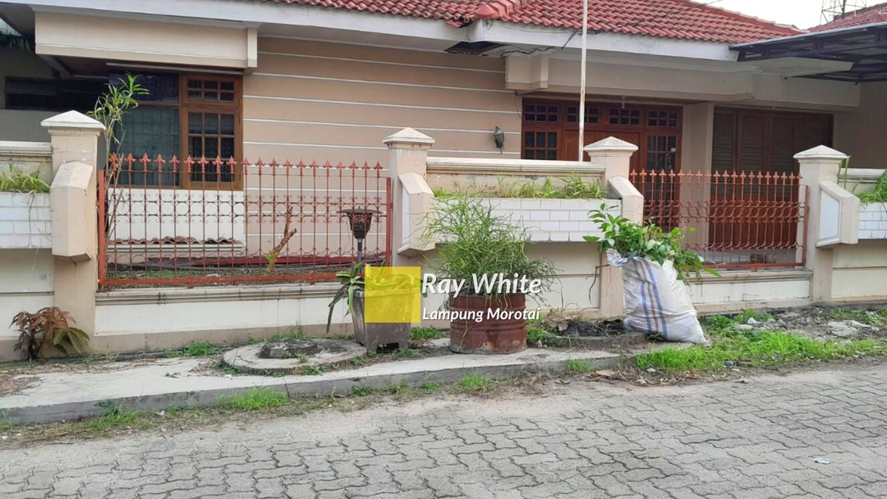 Rumah  Kedamaian Indah Dijual Cepat