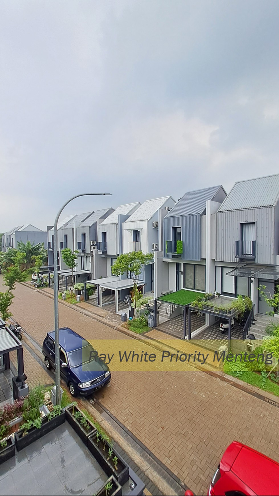 Brand New House with Modern Design, Greenwich Park, BSD, Tangerang Selatan