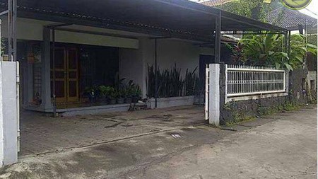 Rumah Bagus Siap Huni di Gegerkalong, Bandung