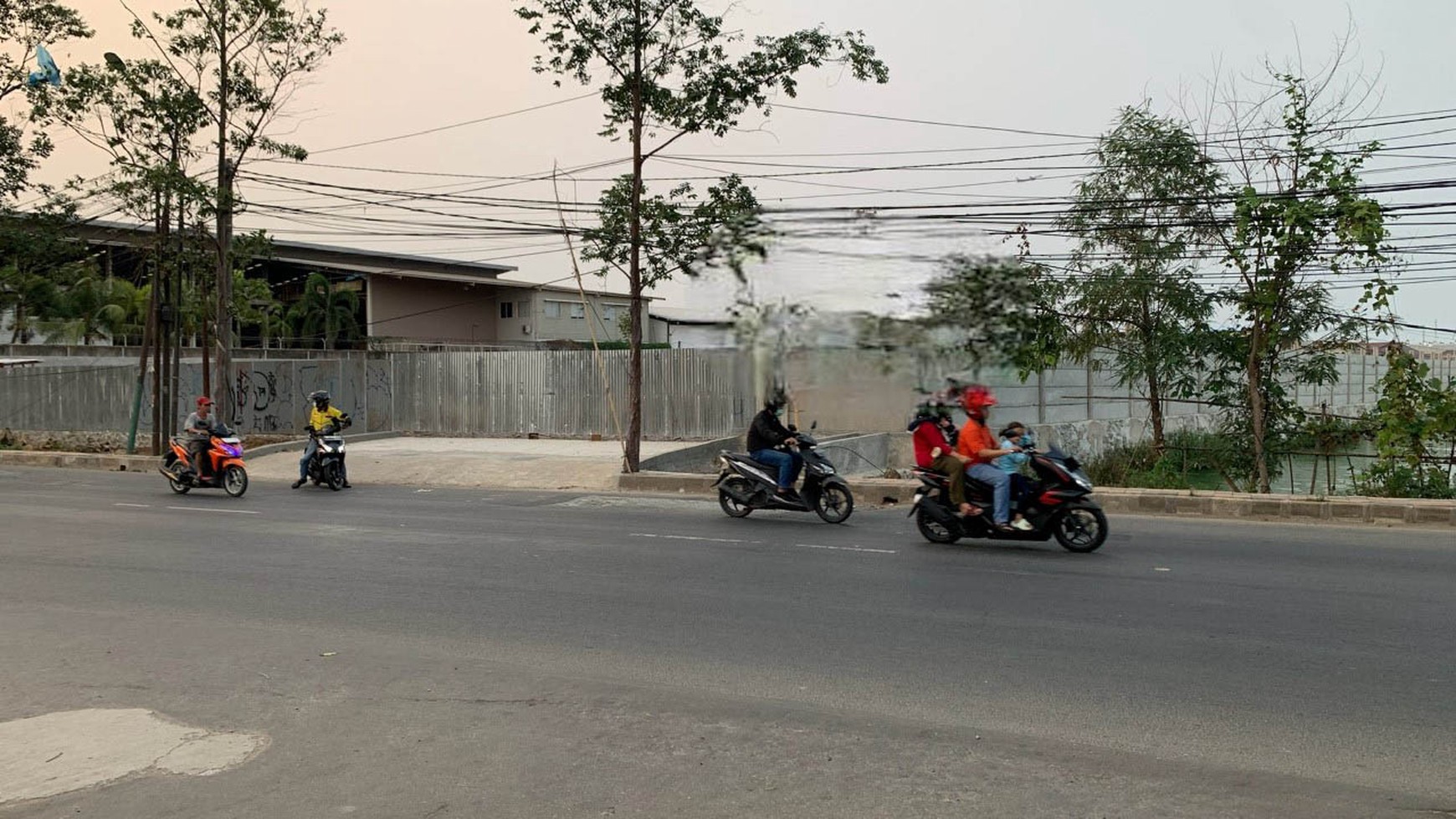 Tanah Husein Sastra Negara, Benda Tangerang, Luas 8.200m2