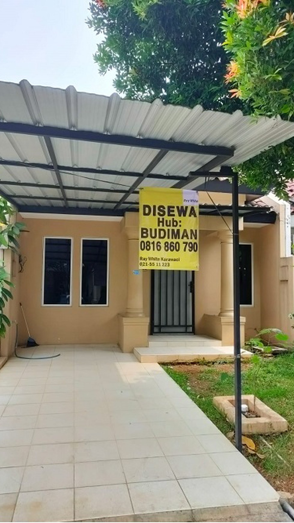 Disewakan rumah di Taman Imam Bonjol JL. Batam Lippo Karawaci Tangerang