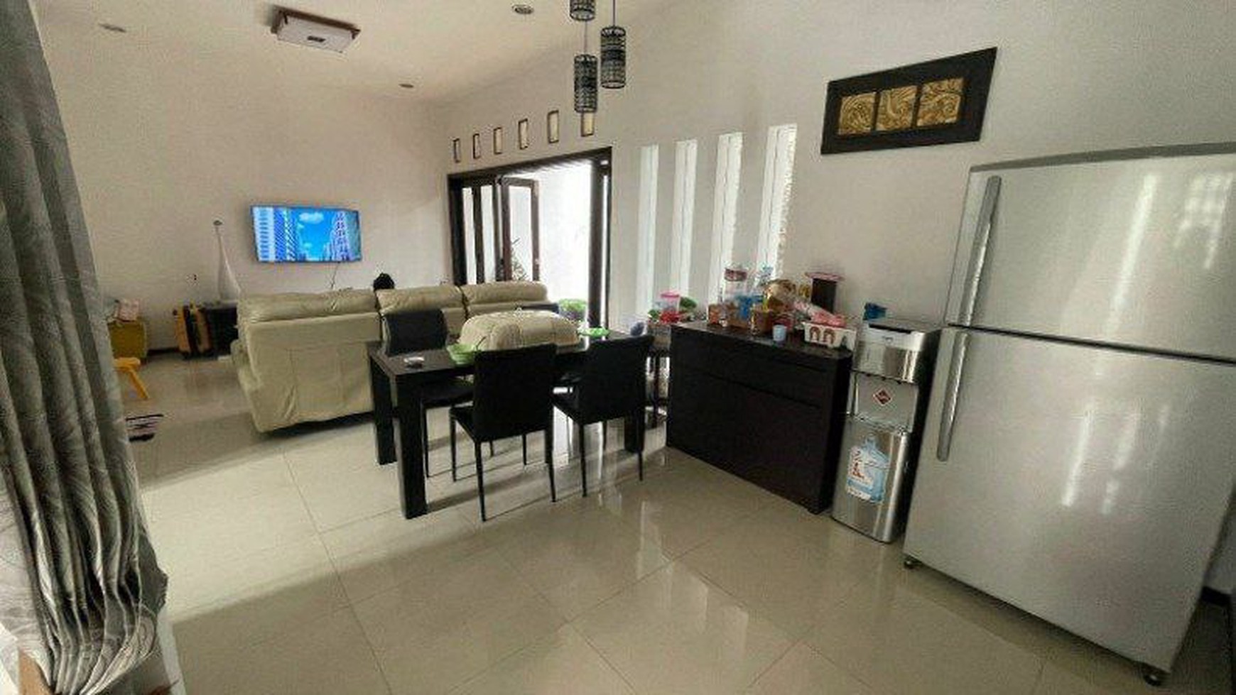 Rumah Modern Minimalis Citraland Surabaya