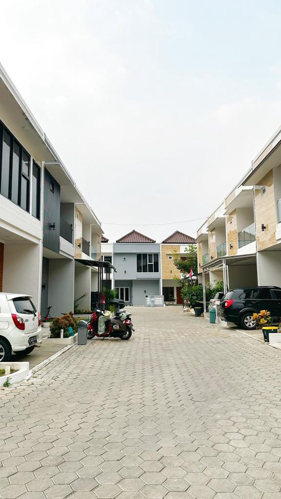 Rumah Cantik Siap Huni, Hunian Nyaman dan Kondisi Terawat Baik @Samaya Bintaro