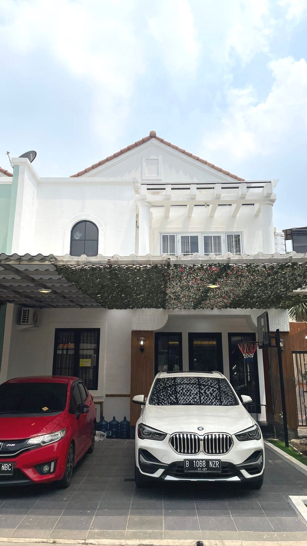 Dijual rumah di Taman rolling Hills JL. Ventura - Lippo Karawaci, Tangerang