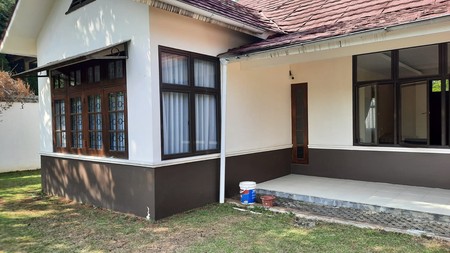 Dijual rumah di lokasi tenang Rancamaya Bogor Selatan Jawa Barat
